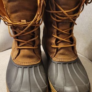 Womens boots size 12